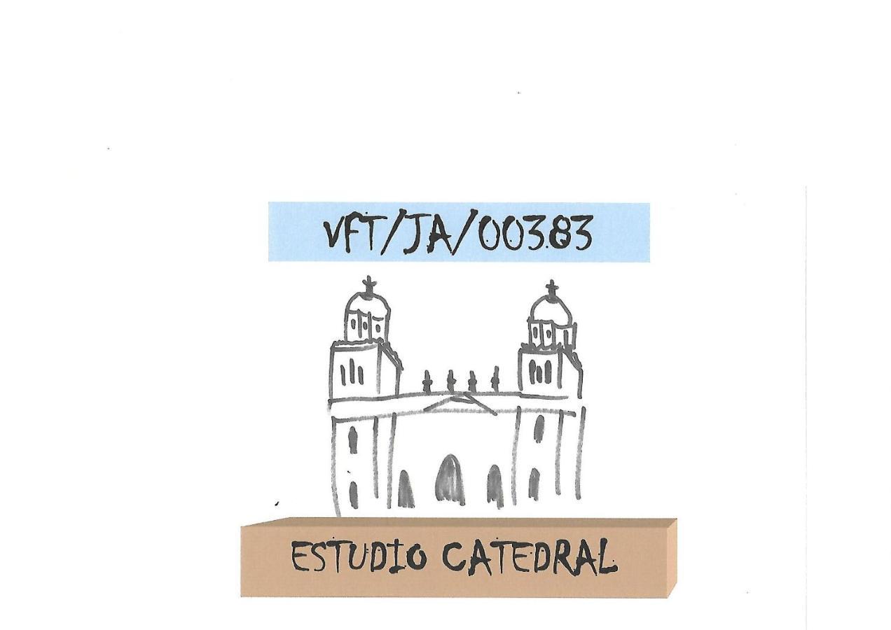 דירות Jaén Estudio Catedral מראה חיצוני תמונה